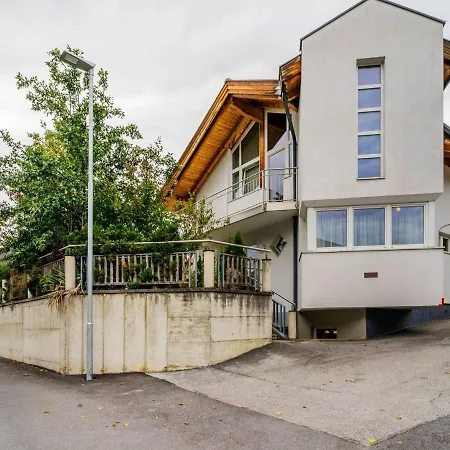 Villa Tarrenz *